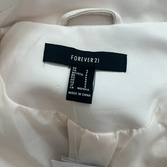 🤍 - Picture 5 of 7